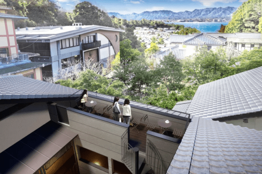 瀬戸内の風を感じる、別邸屋上テラス