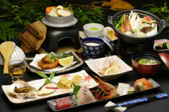 竹会席
※料理内容はイメージです。仕入れの状況により変更の可能性がございます。