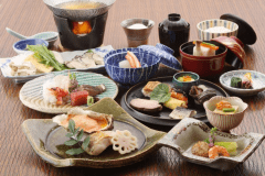 【日帰り会食プラン・湯食美人 夕の膳】温泉＆会席料理＆お部屋食でごゆっくりとお過ごしください