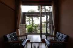 【1階庭側・縁側付客室106号室10畳+4畳+広縁】（禁煙）