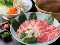 「美味しいものは少しずつ味わう贅」“和牛しゃぶしゃぶ”をはじめ、“ゆっくり丁寧に”お愉しみ下さい。