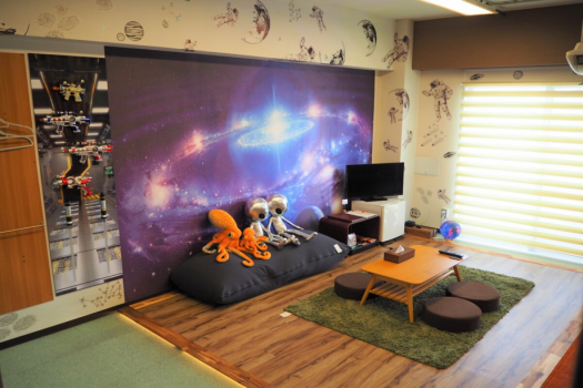 【個室】宇宙部屋　バス・トイレ共用
