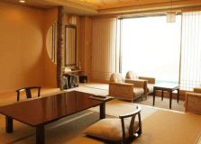 ＜和室＞お部屋タイプはおまかせとなります。リクエストはメッセージにご記入下さいませ。2名様から6名様迄お入り頂ける客室となります。