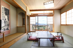 □【スタンダード和室】和風旅館ならではの趣のお部屋。ゆったりしたい温泉旅に