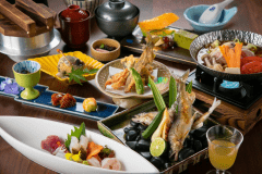 《6月～9月期間限定》初夏の味覚★「鮎」を塩焼き＆釜飯で♪鮎会席プラン【最安値】