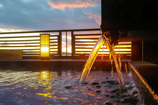 【貸切展望風呂】目の前の「鏡ヶ浦」と季節毎の景色をお楽しみいただけます