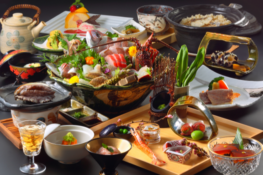 ご夕食一例（季節により内容が異なります）