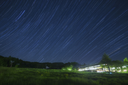 【タカミヤGアクティビティ／星空鑑賞】標高800mの位置から、満点の星空を。シート＆ブランケットを貸