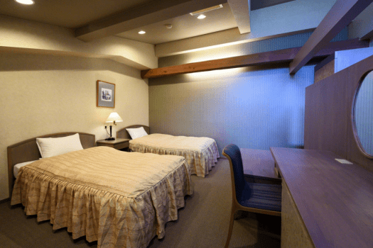 Saison Court building] Maisonette suite / with bath *Non-smoking