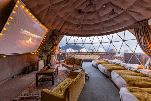 REST GLAMPING《早得45・肉祭りプラン》＜1日2組限定＞広島三原名物「神明鶏」まるごと1本サービス&グリル無料｜7月-9月の期間限定プラン