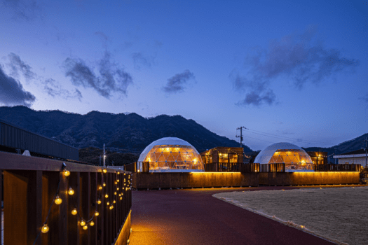 【七五三プラン】◆㊗️七五三ファミリーお祝い㊗️◆～小学生以下のお子様“宿泊無料＆夕食無料”で家族みんなに笑顔を～REST GLAMPING