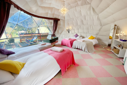 ゴルファー必見！ GOLF×GLAMPING STAY のゴルフプランでTHE FORESTオリジナル赤ワインプレゼント♪【選べるお食事タイプ】