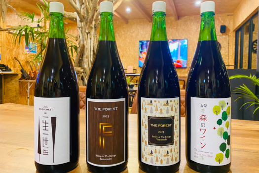 ゴルファー必見！ GOLF×GLAMPING STAY のゴルフプランでTHE FORESTオリジナル赤ワインプレゼント♪【選べるお食事タイプ】