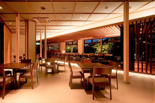 『和食処　SATORI』宇治川を眺めながら京料理をお楽しみいただけます。