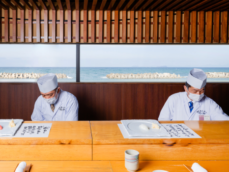 今だけ！平日限定価格＜鮨屋台スペシャル＞ 海辺の鮨宿でゆっくり宿泊体験！21時間ステイプラン／2名様～