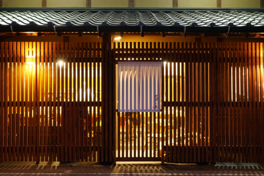 地魚割烹【波津の座】ライブダイニング「美食＆美酒」に酔いしれる季節のお料理コース／大人限定＜1泊2食付＞