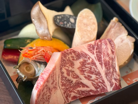 【海への道】個室で味わう国産牛ステーキ＆海の幸＆9種のオードブルが楽しめるグリルダイニングプラン