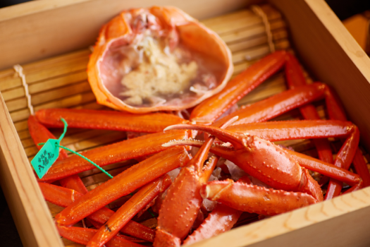【食べ比べ】2大ブランド　香住ガニと但馬牛が一緒に食べられる　～『秋のよくばり会席』～