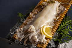 【夏期間限定・当館おすすめ！】★『白イカの姿造り会席』～香住港直送の白イカは甘みたっぷり～