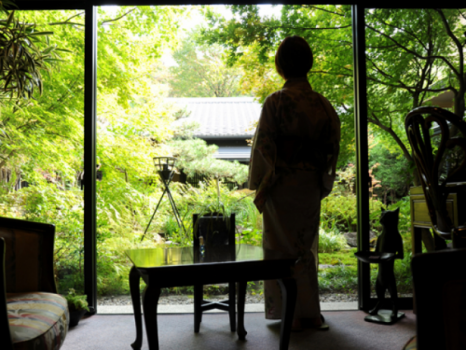 包み込むような緑と、穏やかな静寂。化粧を落として、“素顔の私”に帰る時間。
