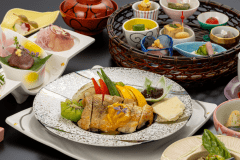 どろぼう鶏の塩釜山賊焼2名盛