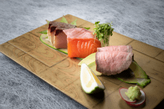 一品一品こころをこめて作られる前菜の盛り合わせ