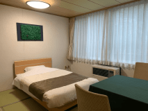 シングルルーム【106号室：バス・トイレ付】イメージ