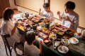 ご家族でゆっくりお食事を。お子様にはお子様ランチをご準備しております。