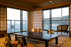 本館客室　和室１０畳／喫煙～バス・トイレ付き～