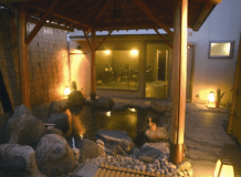 【訳あり】本館から徒歩３分『別邸・華海月』本館『海月館』の朝食バイキング付き（バス・トイレなし）