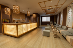 フロント フロント