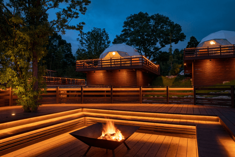 【BBQ食材持ち込みOK♪】本格サウナとBBQを堪能！贅沢グランピングプラン