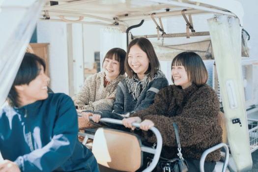 カートでご案内