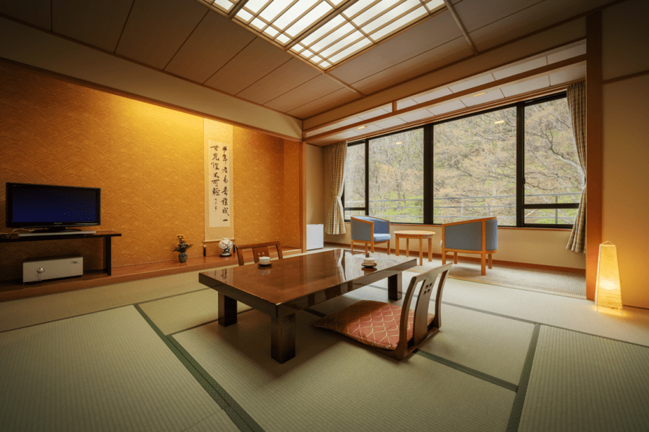 浅香荘 ゆったり和室 6畳 8畳 10畳 ご利用人数により変わります プランを選ぶ