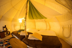 【3】ベルテント　ダブルベッド×2台