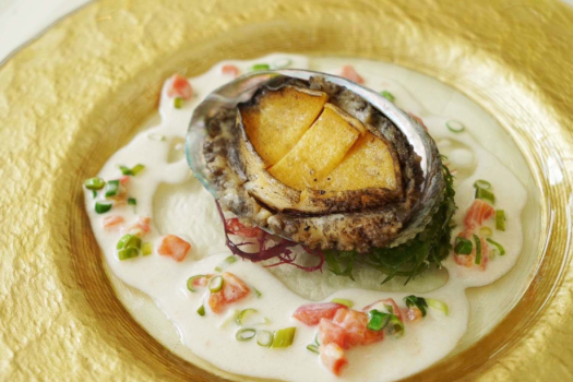 九州産極上フィレ肉と活き鮑の白ワイン蒸し〈森のレストラン〉豪華ＡＮＮＩＶＥＲＳＡＲＹディナープラン