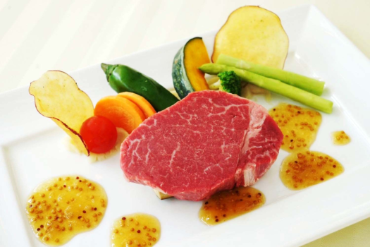 九州産極上フィレ肉と活き鮑の白ワイン蒸し〈森のレストラン〉豪華ＡＮＮＩＶＥＲＳＡＲＹディナープラン
