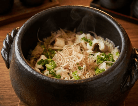 <直前割>秋のお部屋食モニター企画【おいしい旅】森の離れでプライベートなお部屋食!お重にスイーツを味わうおこもりステイ <直前割>秋のお部屋食モニター企画【おいしい旅】森の離れでプライベートなお部屋食!お重にスイーツを味わうおこもりステイ