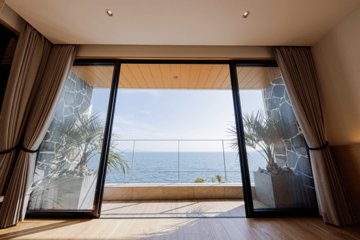 【離れ ゆらぎ】煌めく三河湾と絶景露天風呂｜海に抱かれ、心解き放つ極上プライベート