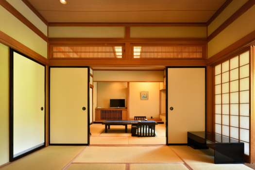 【和室｜基本】山々を臨む源泉かけ流し内湯付客室｜8帖+8帖