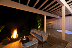 【紅鏡】海を臨む1棟貸153平米 露天ジャグジー＆テラス付