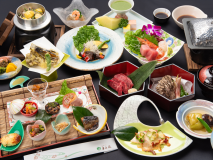 *【湯山会席】メインは上州牛の鉄板焼。品数豊富な最上級コース。