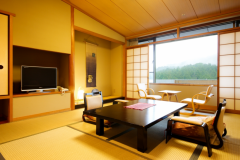 翔鷺館 西館 ／ 和室(10畳)