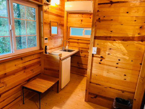 キャンプキャビン