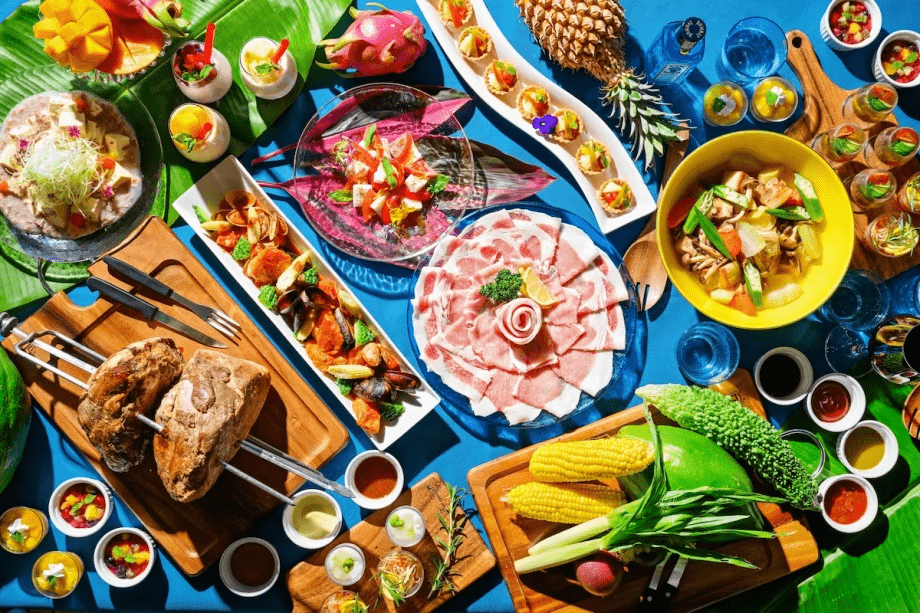 南国の太陽と自然が育んだ色彩のDINNER BUFFET アグー豚しゃぶしゃぶとシュラスコを食べ放題！鉄板と鍋と島の香り。
