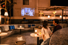 【ＳＥＳＳＩＯＮ　ＡＩＲ　ＴＥＲＲＡＣＥ】夜はごゆっくりと。ご滞在のスタイルに合わせてご利用いただけます。