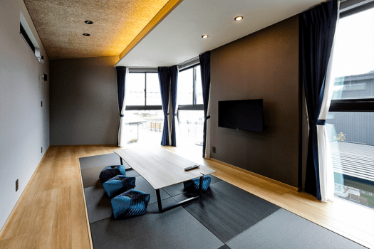 【乗馬体験付き】優雅な乗馬リトリート｜海沿いおさんぽ or 海泳ぎ（素泊まり）｜アクティビティ