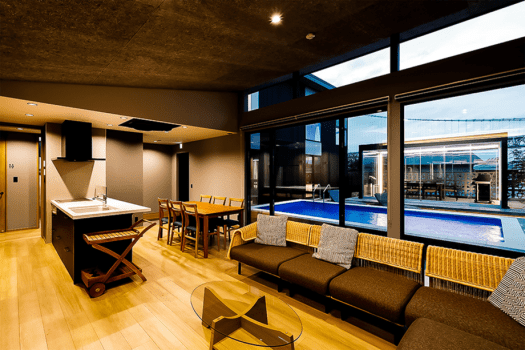 【乗馬体験付き】優雅な乗馬リトリート｜海沿いおさんぽ or 海泳ぎ（素泊まり）｜アクティビティ