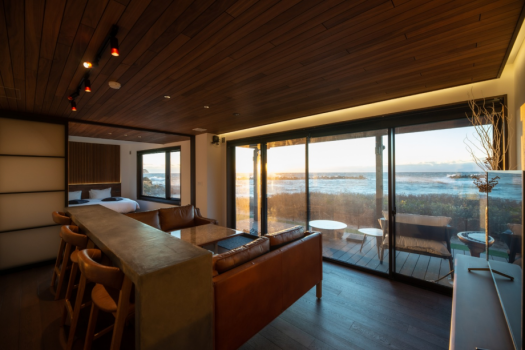 【夕食付 手ぶらでBBQ】プライベートビーチと美しい夕日を望む1棟貸切ヴィラで地産地消の食材を堪能