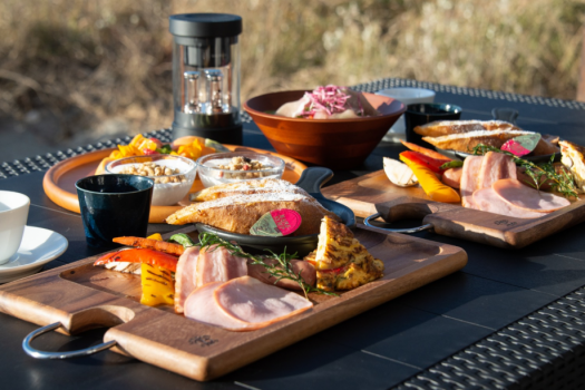 【夕朝食付 手ぶらでBBQ】プライベートビーチと美しい夕日を望む1棟貸切ヴィラで地産地消の食材を堪能
